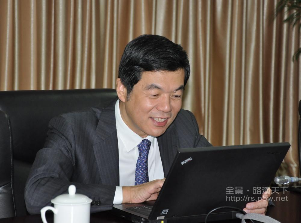 宝山钢铁股份有限公司财务总监---吴琨宗 先生 回复